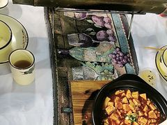 -刘姐啤酒鱼民族演艺餐厅(西街总店)