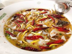 -渔语鱼酸菜鱼新川菜(来福士店)