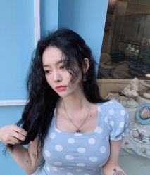 -变画·发型STUDIO