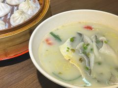 -玖鲜小笼(中山广场店)