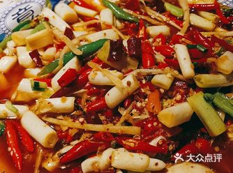 这家店的菜太好吃了，色香味俱全，我们一行5人都说不错