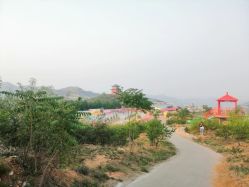 -窦王岭景区游乐场