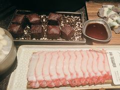 -三出山火锅(南京万象天地店)