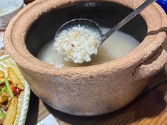 -黄泥岗·地道湖北菜(奥特莱斯店)