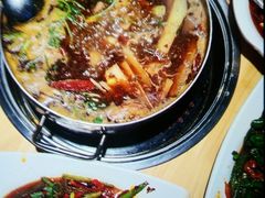 -大众跷脚牛肉馆·非遗传承单位(峨眉山店)