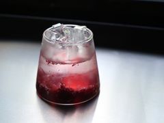 杨梅气泡美式-CEMENT·coffee bar (凤凰创意园店)
