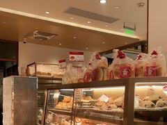 面包甜点陈列柜-山崎面包(静安久光店)