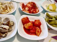 餐前小菜-益百岁牛尾汤(香山路店)