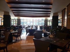 -三亚湾海居铂尔曼度假酒店