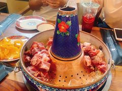 -毛辣果·贵州红酸汤牛肉火锅(西单店)
