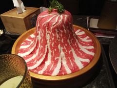 -牛YO寿喜烧·铁板烧和牛火锅自助(市府恒隆店)