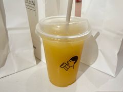 -喜茶(迪士尼小镇DP店)