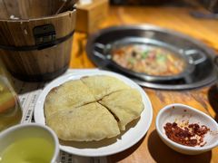 -大众跷脚牛肉馆·非遗传承单位(峨眉山店)