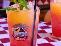 -鲨鱼美式餐厅酒吧Sharky