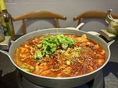 -万重锦·人文川菜馆(骡马市店)