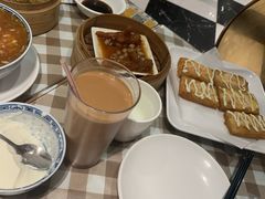 -新大咀港式茶餐厅(宝山万达店)