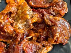 -啊美丽炭火烤肉(滑翔一店)