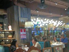 -领鲜活海鲜榴莲自助火锅(东门店)