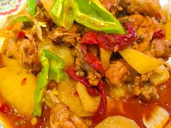 新疆沙湾大盘鸡-巴依老爷新疆美食(牡丹园店)
