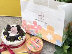 -花花卷卷·鲜食蛋糕(静安久光百货店)