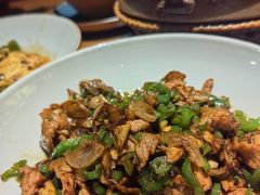 青椒猪油渣-吃饭皇帝大土家民族菜(正大广场店)