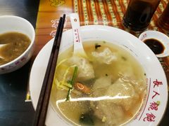 鲜肉馄饨-长人馄饨铺(解放街店)