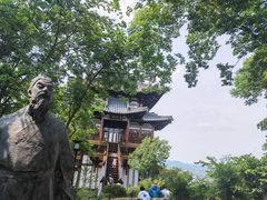 -雅达·阳羡溪山小镇中心