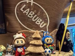-泡泡玛特POPMART(国金街店)
