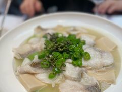 -洛缦音乐餐厅(工业展览馆万象城店)