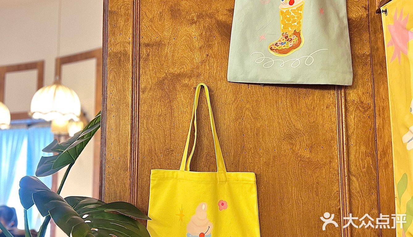 在上海书城！书城里藏了家日式漫画风料理店🤩