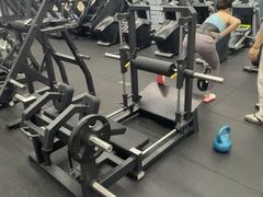 -VLines耀能运动24小时·月付制健身(京广桥店)