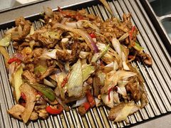 -辛香味烧鱼馆·非遗技艺·排骨红烧肉(光谷医药园店)