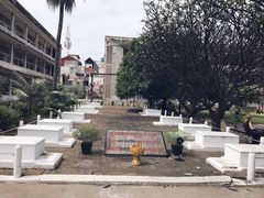 -吐斯廉屠杀博物馆