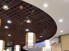 -裕记烧腊连锁餐饮(国商分店)