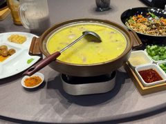 -香山湖家家宴(中山陵店)