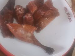 -老鼎万春卤菜(五代传承创始老店)