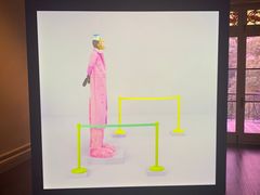 -Nathalie Djurberg与Hans Berg“牛皮纸包裹的月亮”-Prada荣宅当季展览