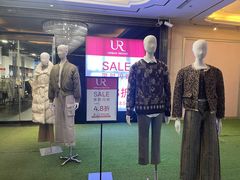 -燕莎奥特莱斯购物中心