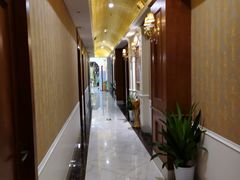 -尚足影院式足疗·住宿·美食(解放碑店)