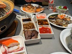 -山焱·炭火自助烤肉(周浦万达店)