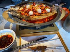 -鸣记脆皮烤鱼·海鲜烤鱼(三八广场店)