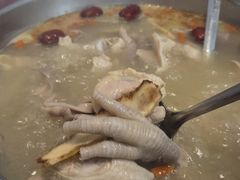 -光头药膳鸡(莱茵小镇店)