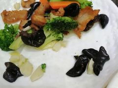 西兰花云耳炒猪颈肉-食为先(广园店)
