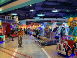 -LuckyStar幸运星家庭娱乐中心(东莞国贸店)