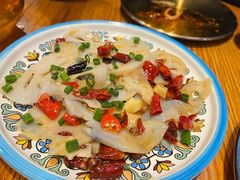 爽口酱汁藕片-柴窝堡22号辣子鸡·传承新疆菜