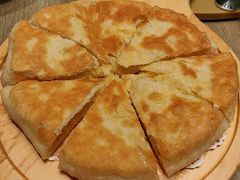 黄米烙-小船渔村•大连菜•大连焖鱼(黄河路店)