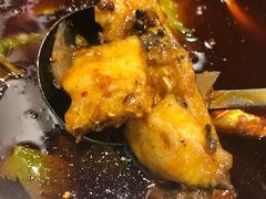 -肖肖酸萝卜鱼火锅(总店)