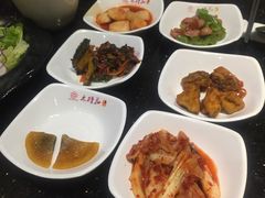 -木槿花韩式炭烤·熟成肉工坊(孙文东路店)