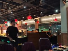 -牛里牛气· 榴莲海鲜鲜牛肉自助火锅·烤肉(横岗店)