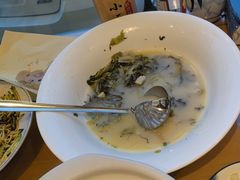 -严记小天府酸菜鱼(西四路店)